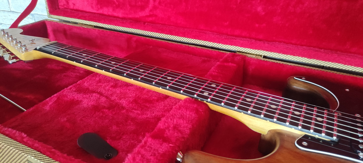 Stratocaster style relic guitar. Walnut. Nitro. SRV style.