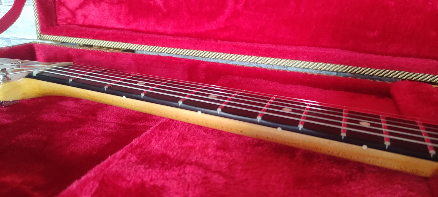 Stratocaster style relic guitar. Walnut. Nitro. SRV style.