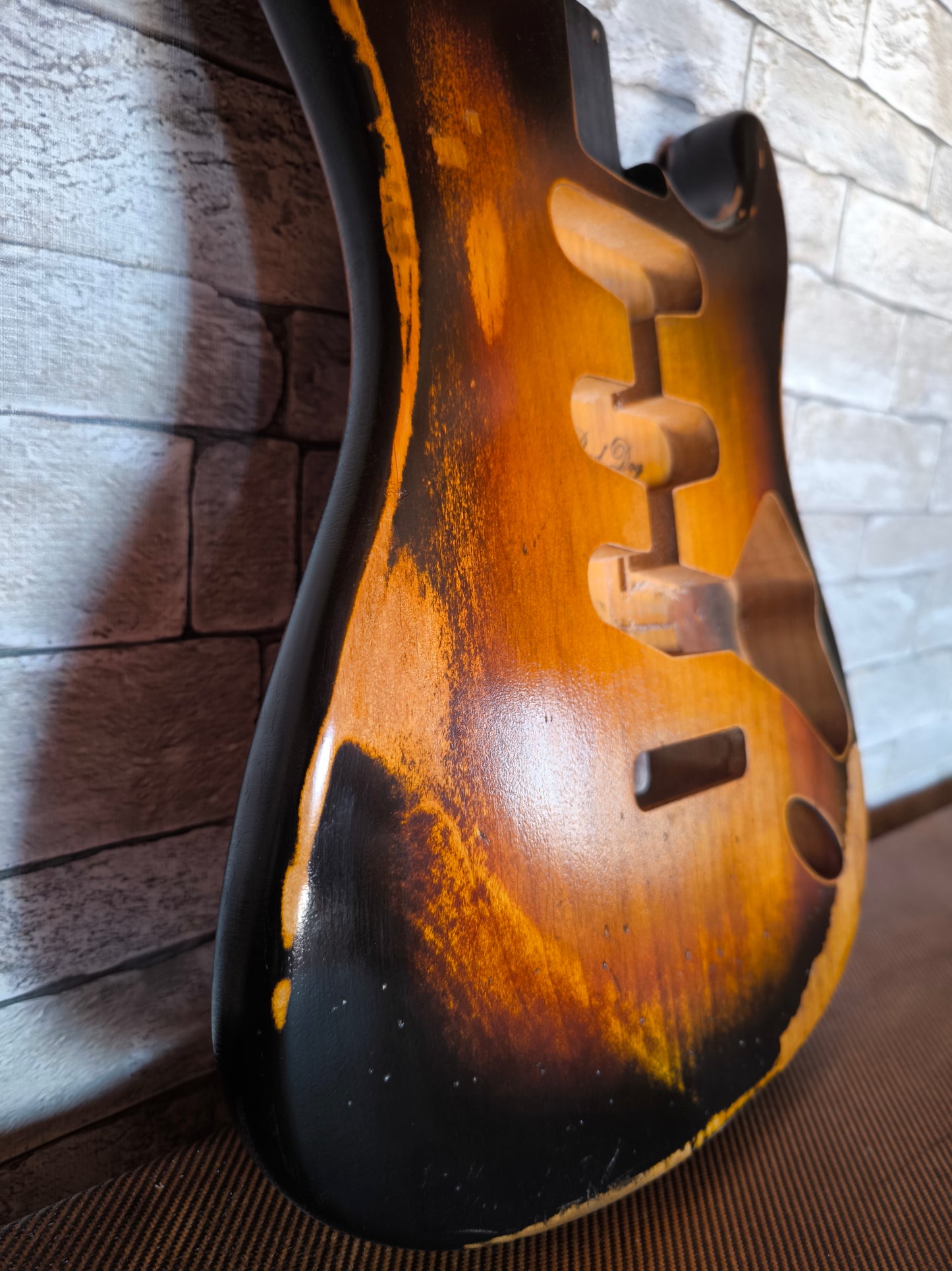 Stratocaster aged body
