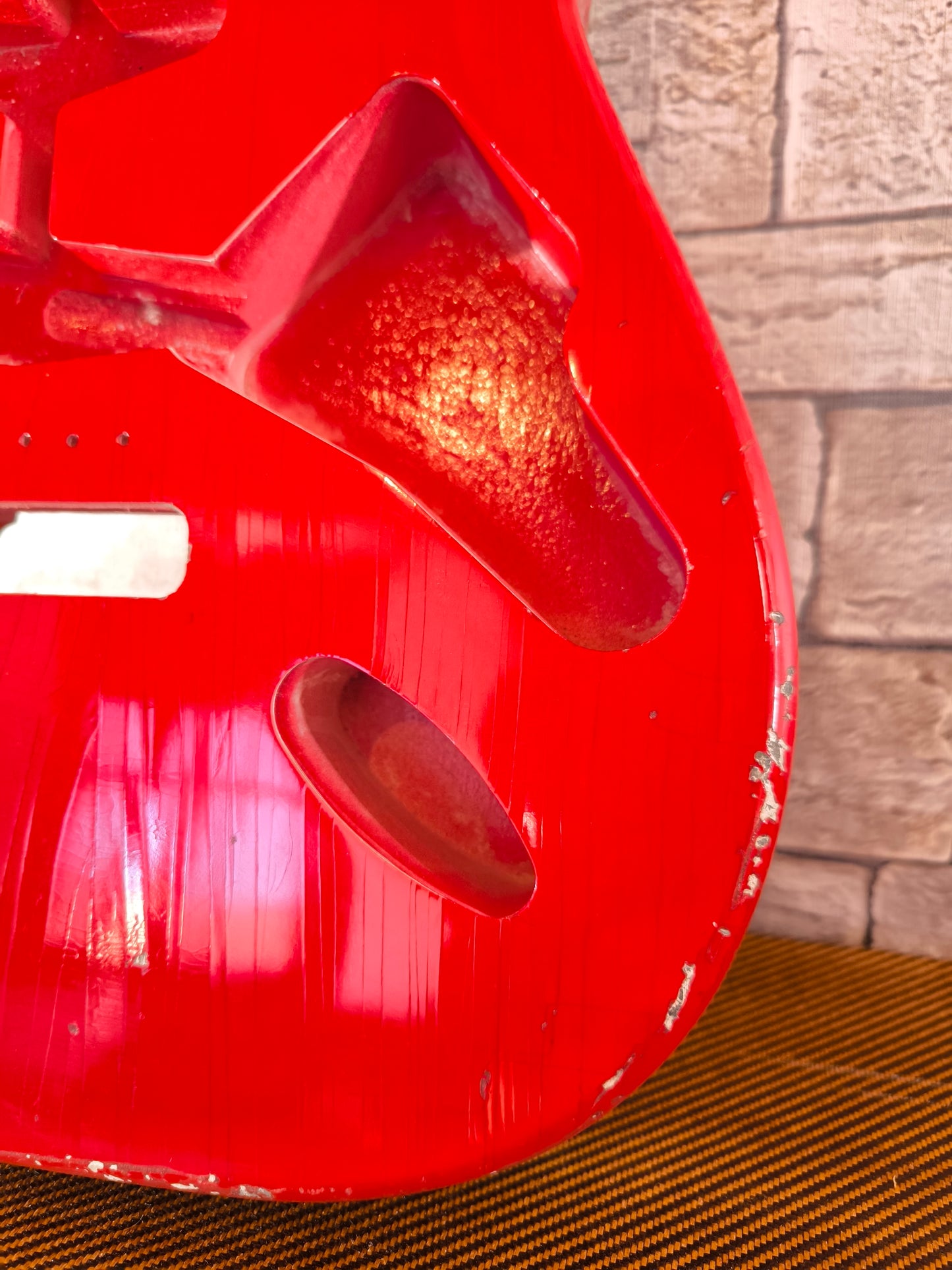 Mark Jenny MJT cuerpo Stratocaster aliso 2 piezas. Dakota red. Relic