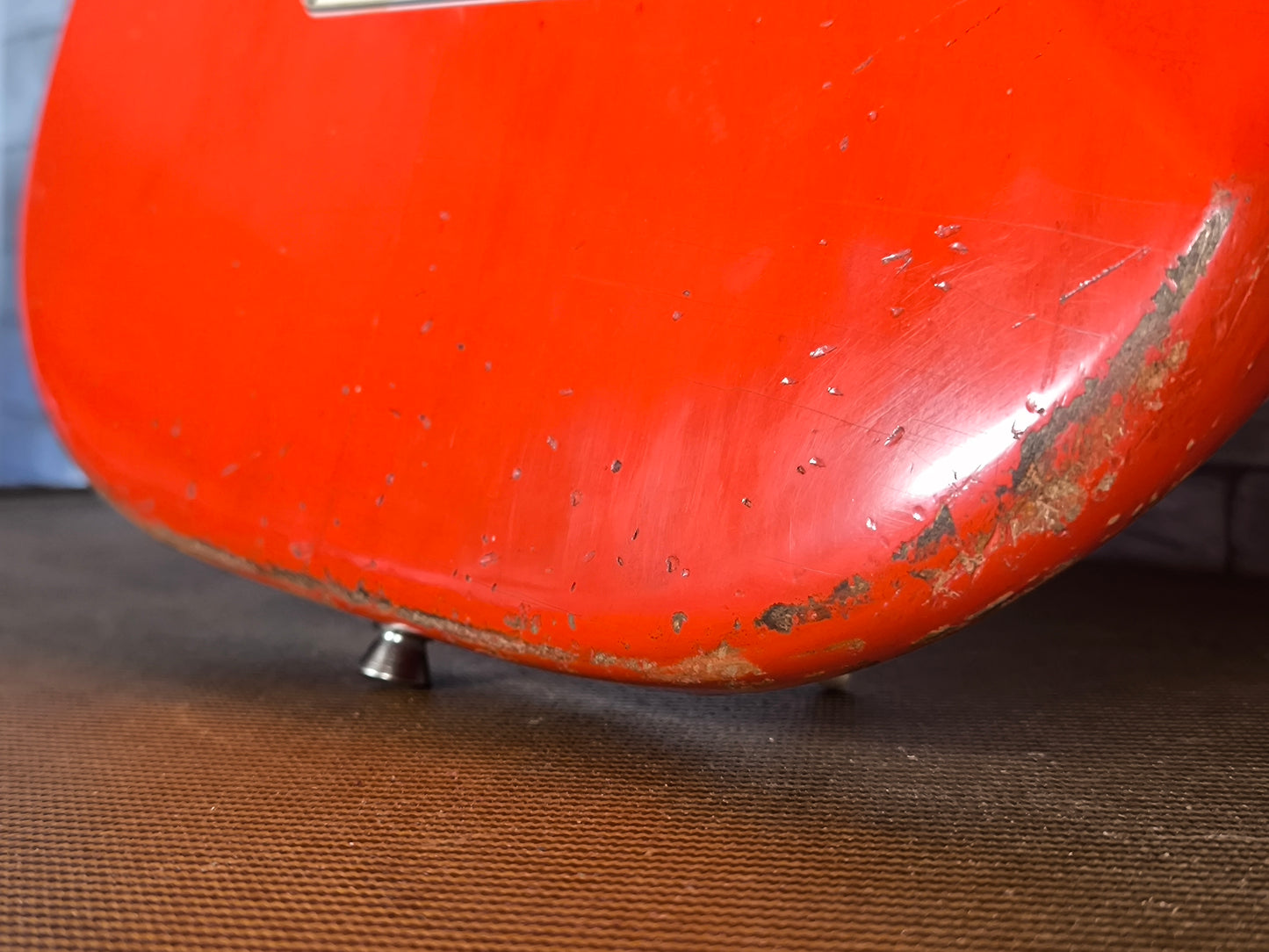 Stratocaster Relic 62. Fiesta Red. Nitro finish. Aged Tweed Case. Stratocaster Fiesta Red.