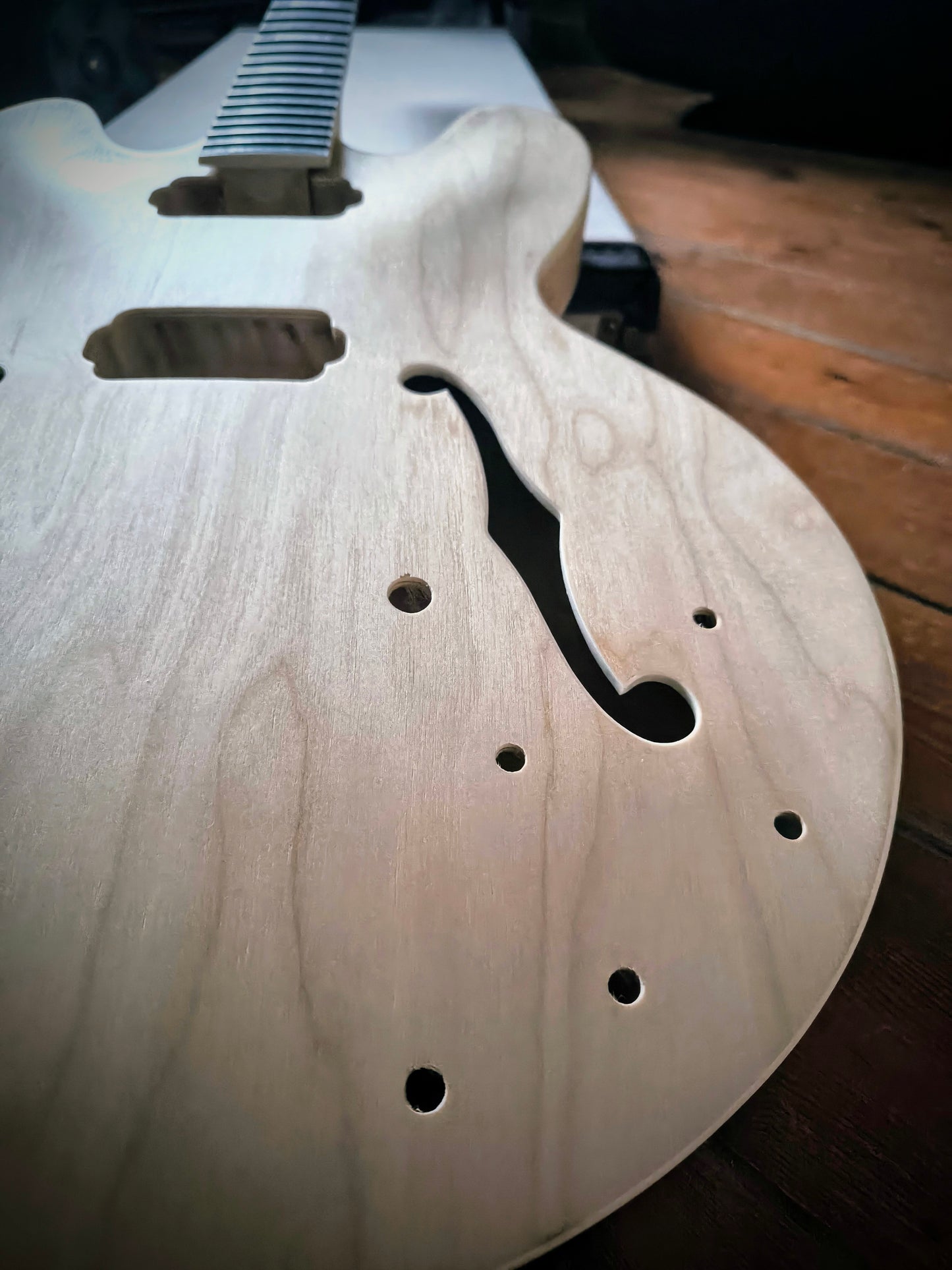 ES35. Guitarra de Semi Caja. CUSTOM ORDER.