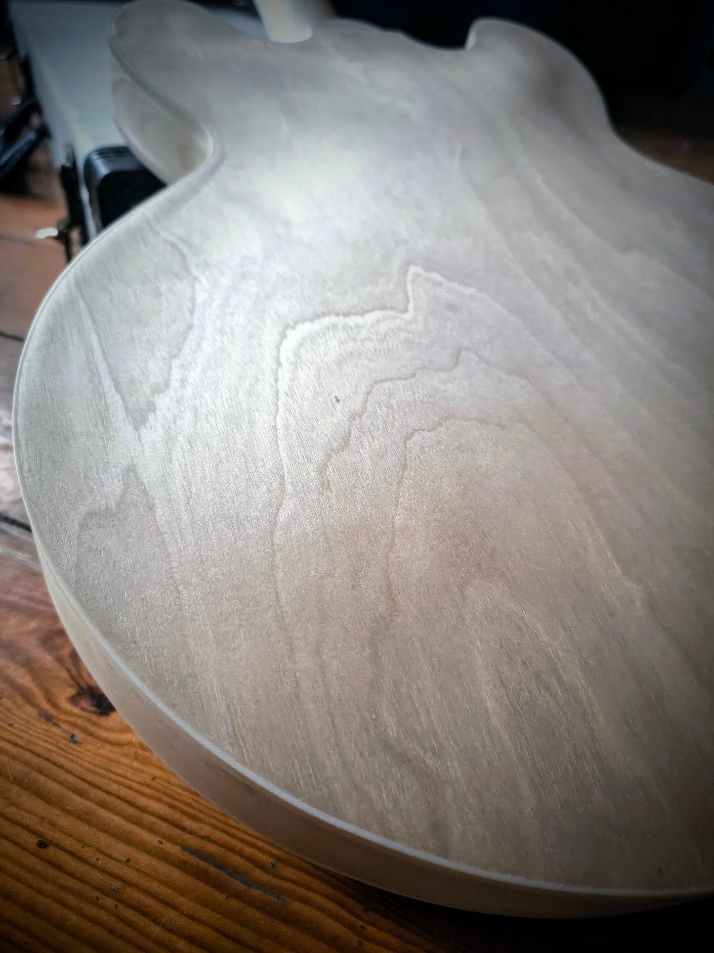 ES35. Guitarra de Semi Caja. CUSTOM ORDER.