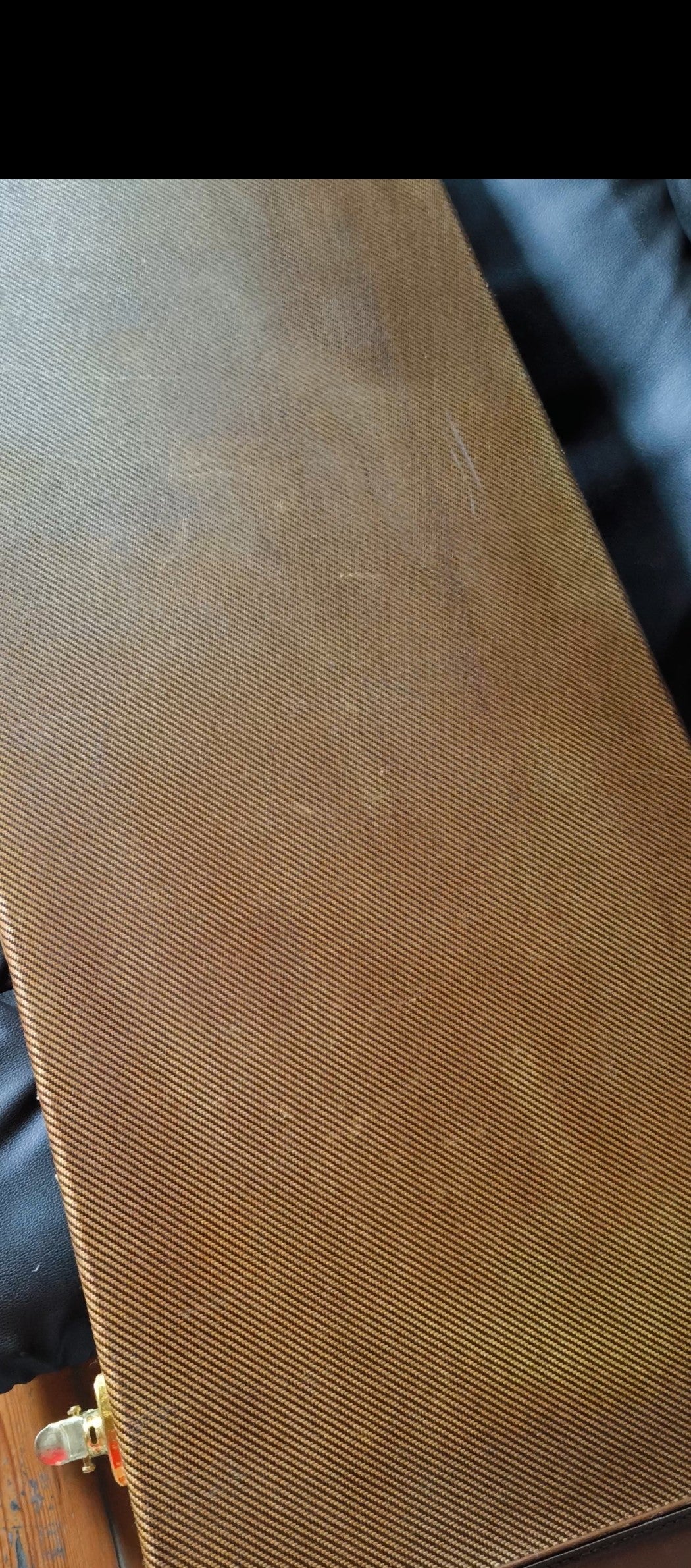 Stratocaster Relic 62. Fiesta Red. Nitro finish. Aged Tweed Case. Stratocaster Fiesta Red.