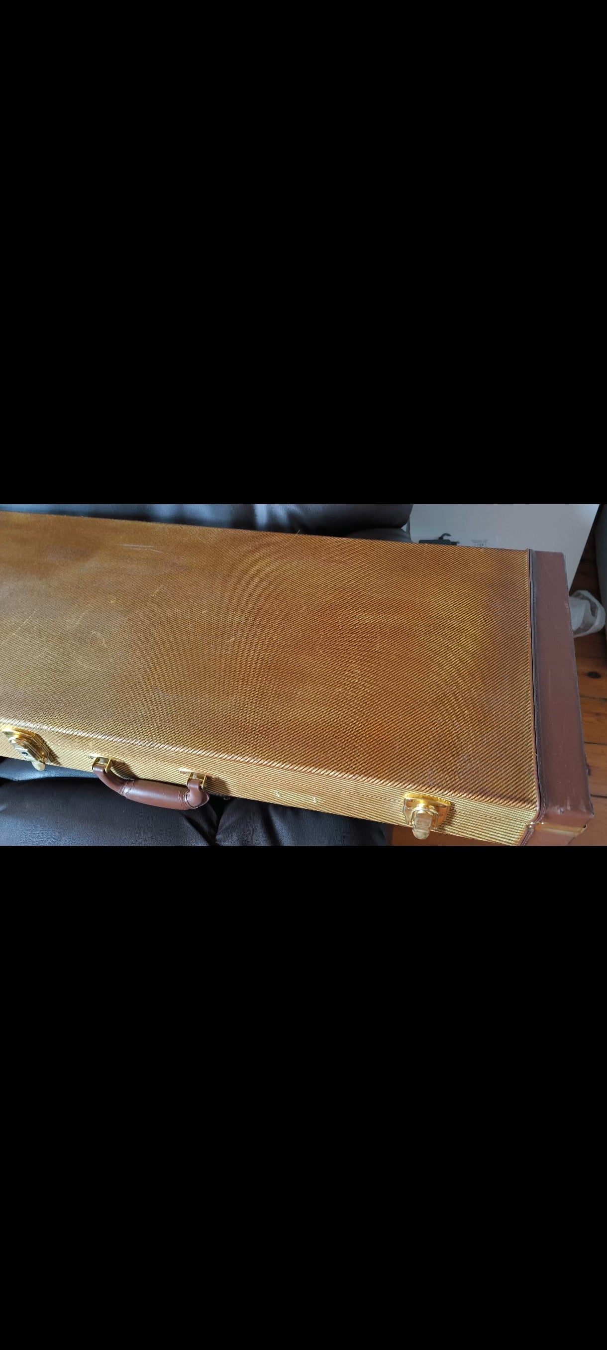 Hard case Tweed. Laquered. AGED. Serialized. Set Case+Neck plate. Relic Guitar Hard Case. Vintage Guitar Tweed Case.