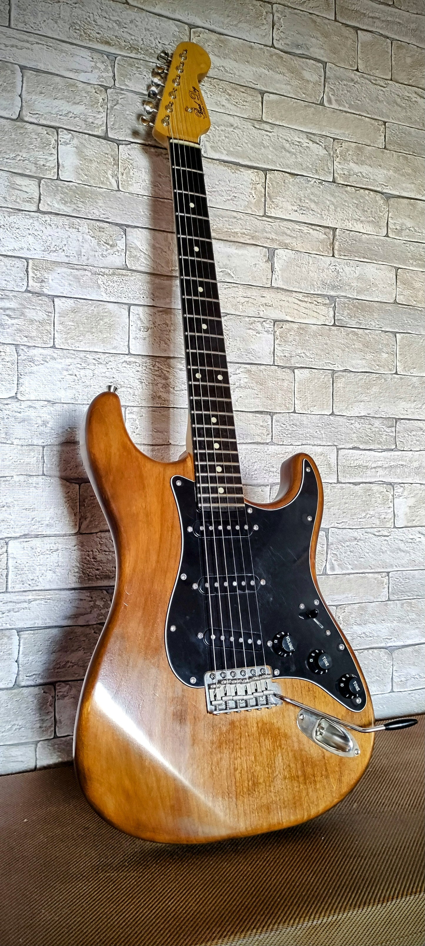 Custom Relic Guitars