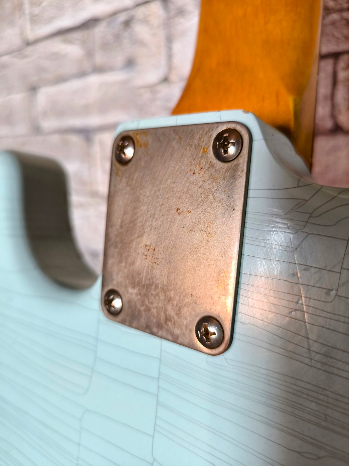 Stratocaster Style 69. Sonic Blue Nitro. 7'25. Relic medio. Hard case Gator incluido.