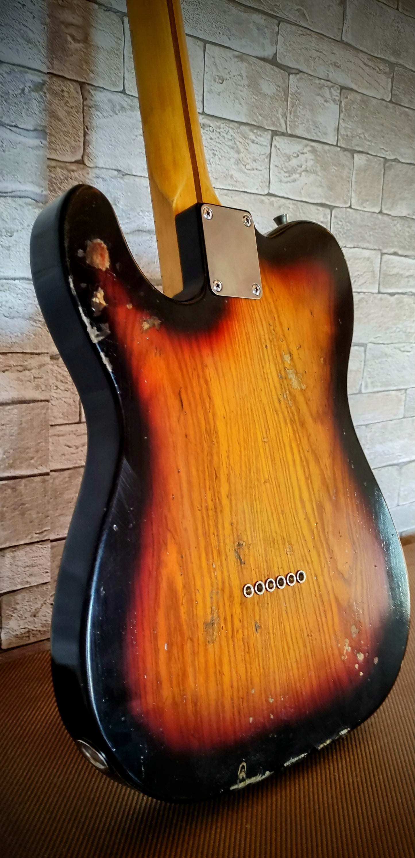 Guitarra eléctrica estilo Telecaster® 59. Swamp ash. Relic Aged guitar. 3TS. Medium relic. Hard Case Gator incluido.