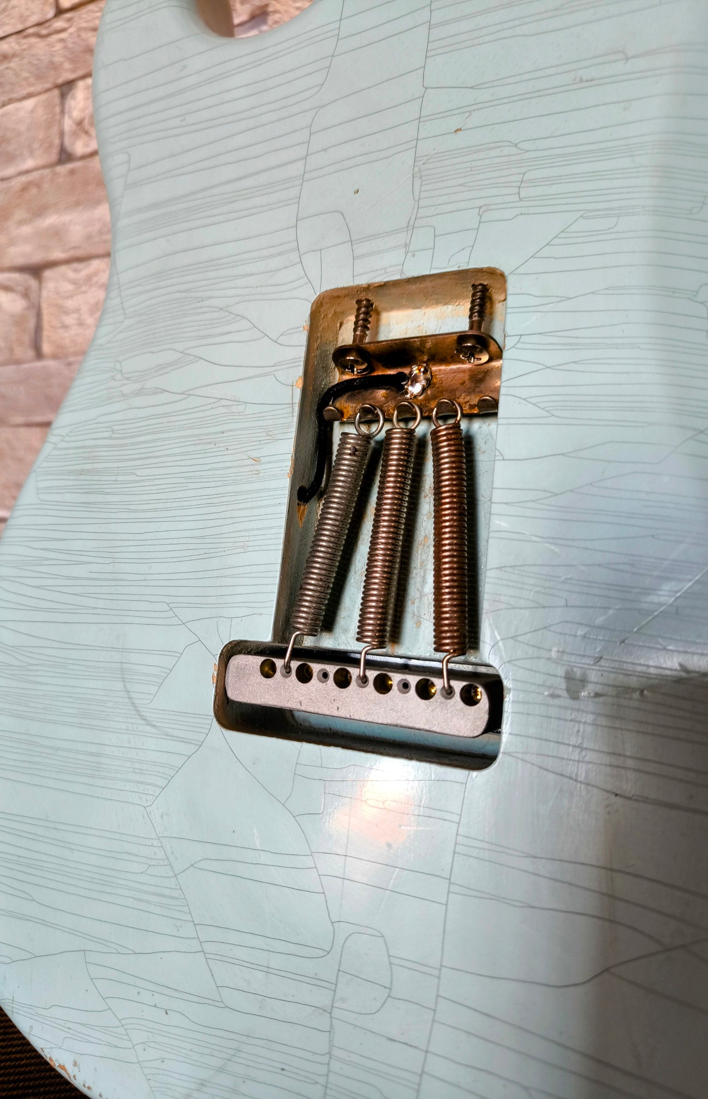 Stratocaster Style 69. Sonic Blue Nitro. 7'25. Relic medio. Hard case Gator incluido.