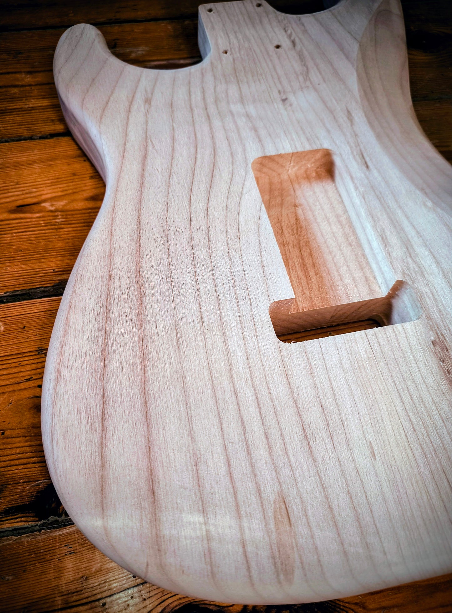 Stratocaster® Style Body American Alder 2-Piece. 1.73kg