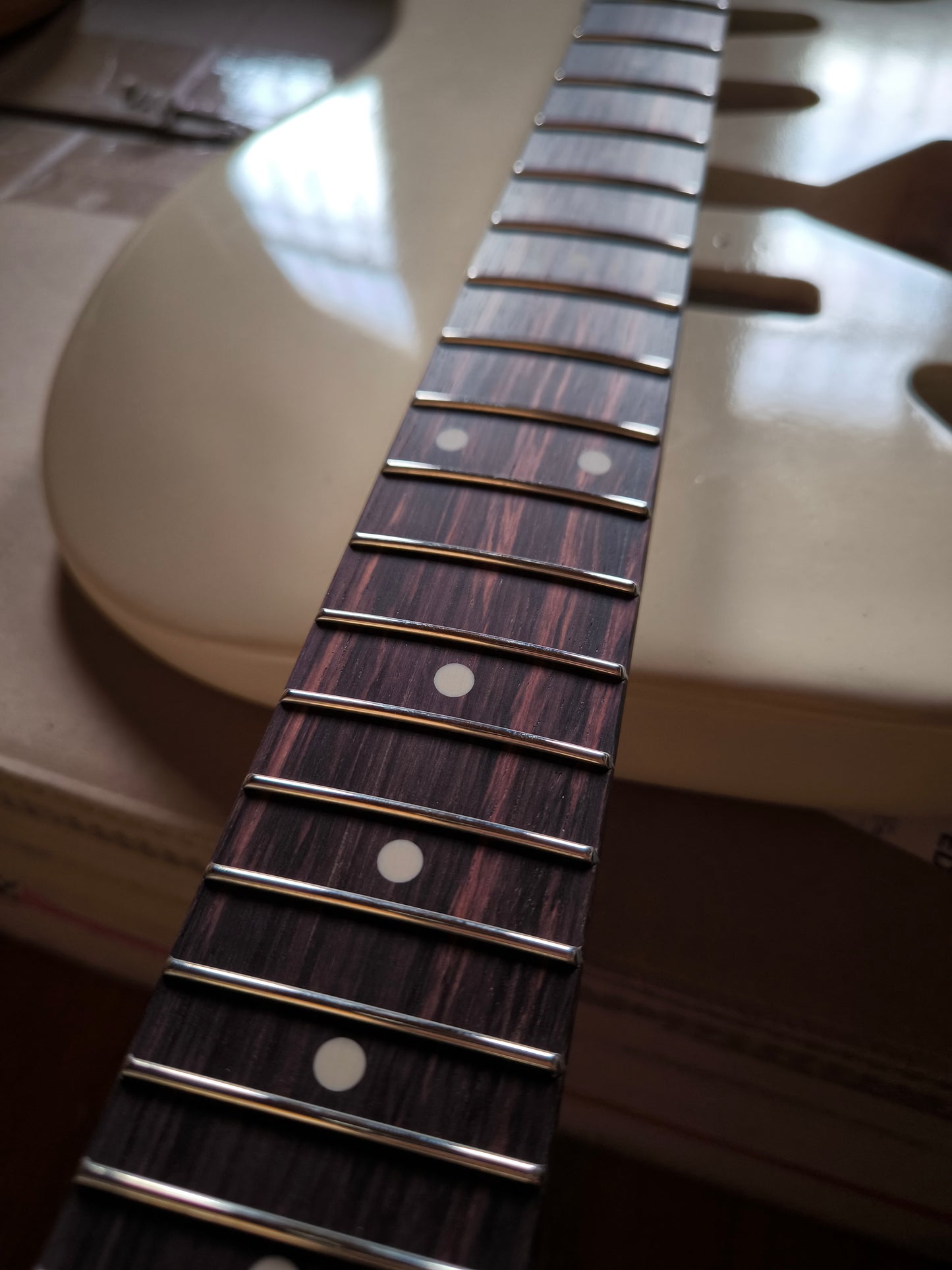 Mástil "ST" style. BEZIER. Arce 1 pieza. FINISHED. A petición.