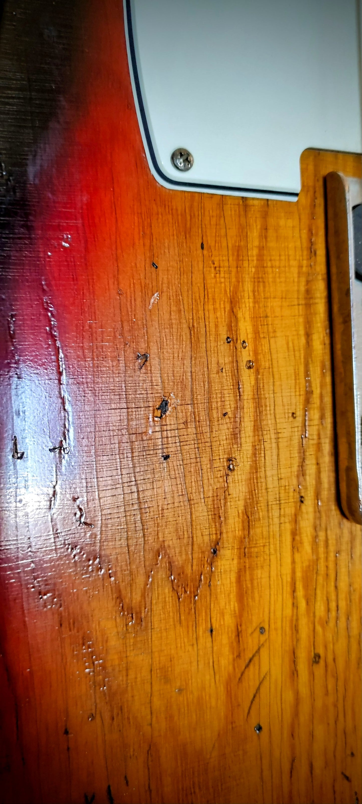 Guitarra eléctrica estilo Telecaster® 59. Swamp ash. Relic Aged guitar. 3TS. Medium relic. Hard Case Gator incluido.