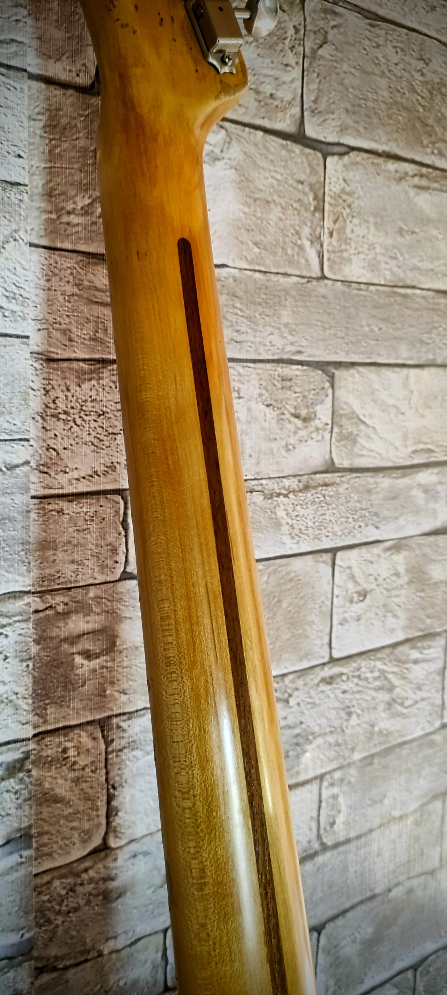 Guitarra eléctrica estilo Telecaster® 59. Swamp ash. Relic Aged guitar. 3TS. Medium relic. Hard Case Gator incluido.