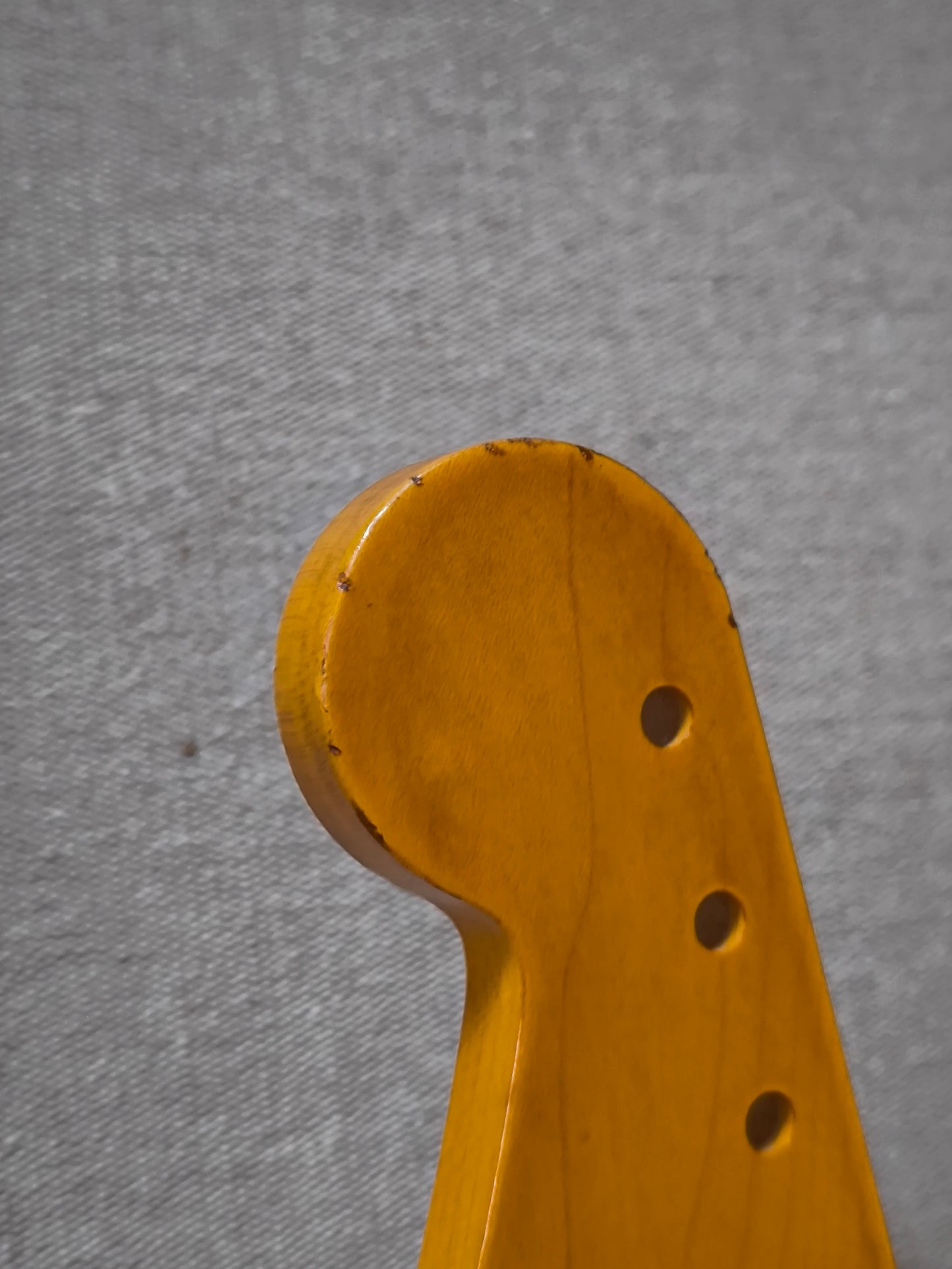 Mástil para Stratocaster® Allparts SRO-C. Radio 10'. Relic