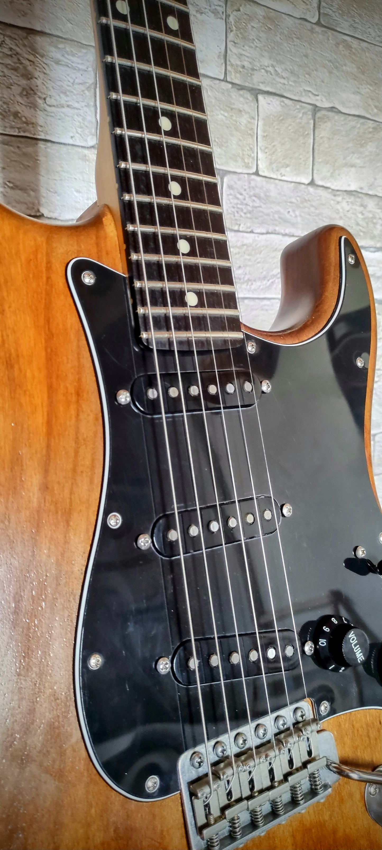 Stratocaster style relic guitar. Walnut. Nitro. SRV style.