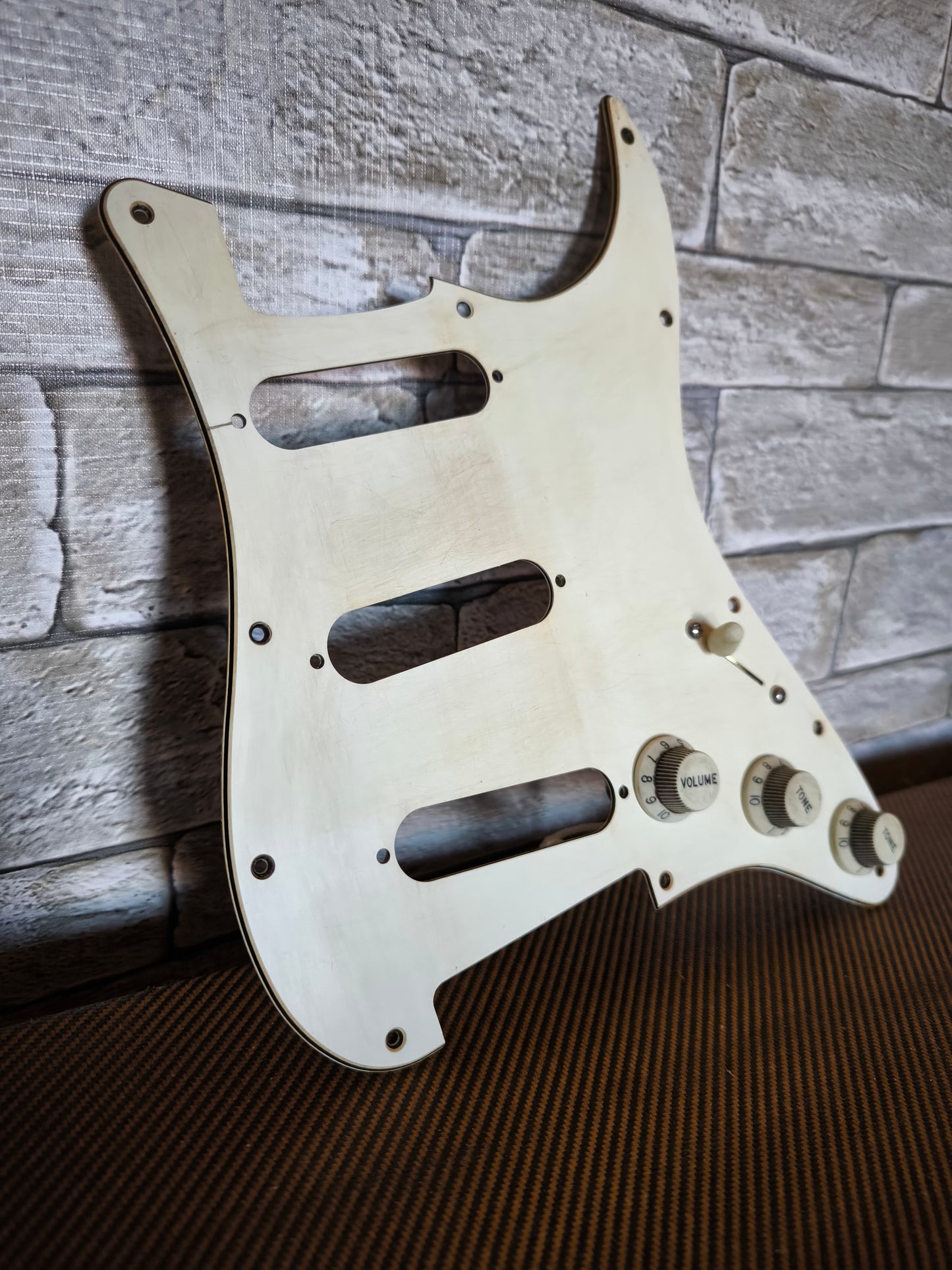 Stratocaster loaded pickguard 