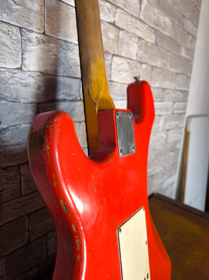 Bad Dog Custom Guitars estilo Stratocaster 62. Fiesta Red. Nitrocelulosa finish. Stratocaster Fiesta Red.