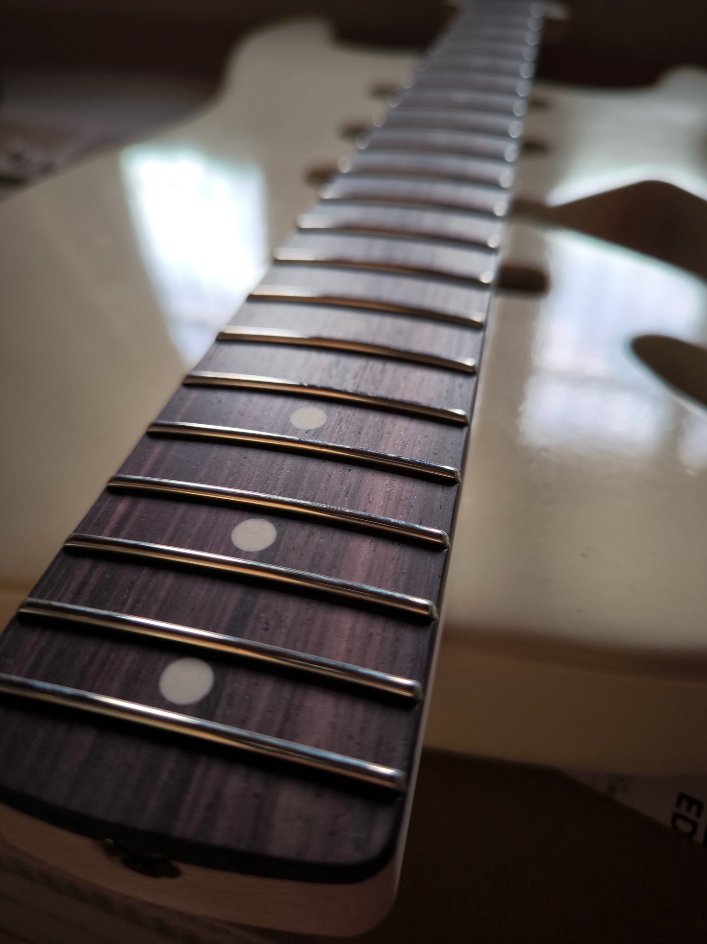 Mástil Stratocaster®. BEZIER. Rosewood fretboard. FINISHED. A petición.